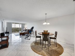 3520 Oaks Way 806, Pompano Beach FL 33069