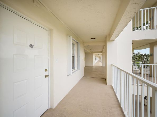 3520 Oaks Way 806, Pompano Beach FL 33069