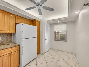 3520 Oaks Way 806, Pompano Beach FL 33069
