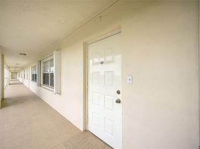 3520 Oaks Way 806, Pompano Beach FL 33069