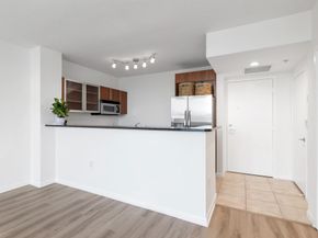 1551 N Flagler Drive 910, West Palm Beach FL 33401