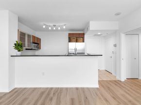 1551 N Flagler Drive 910, West Palm Beach FL 33401