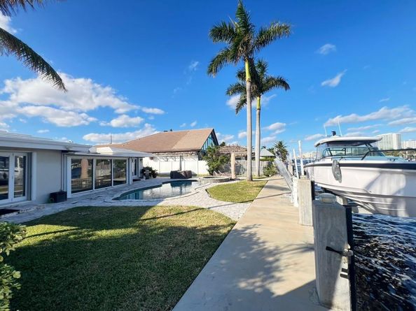 412 SE 28th Ave, Pompano Beach FL 33062