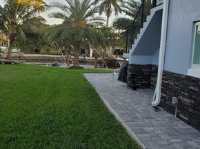 830 SE 22nd Ave, Pompano Beach FL 33062