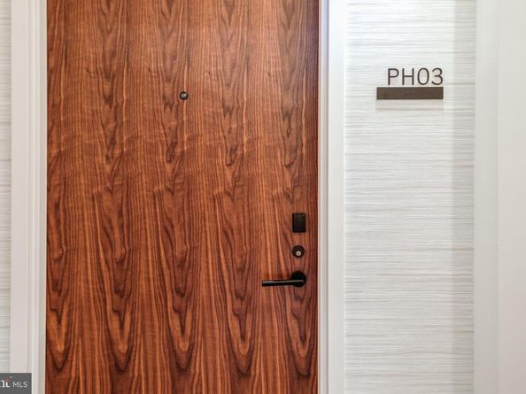 255 W. Falls Station Boulevard PH3, Falls Church VA 22046