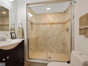 7201 Thomas Branch Drive, Bethesda MD 20817