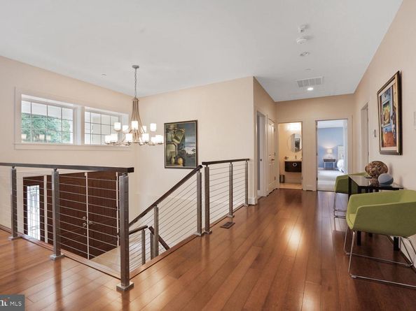 7201 Thomas Branch Drive, Bethesda MD 20817
