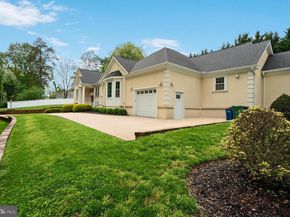 7201 Thomas Branch Drive, Bethesda MD 20817