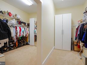 7201 Thomas Branch Drive, Bethesda MD 20817