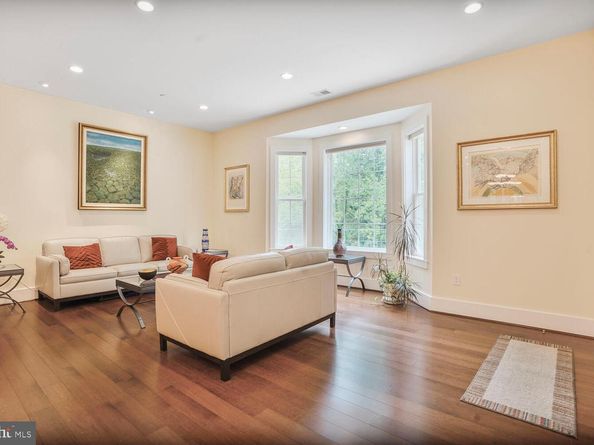 7201 Thomas Branch Drive, Bethesda MD 20817