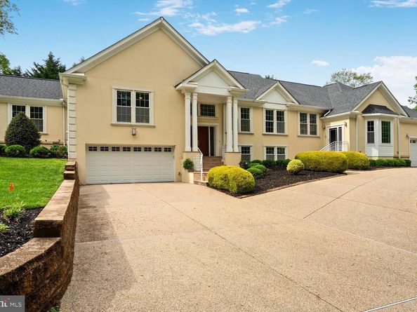 7201 Thomas Branch Drive, Bethesda MD 20817