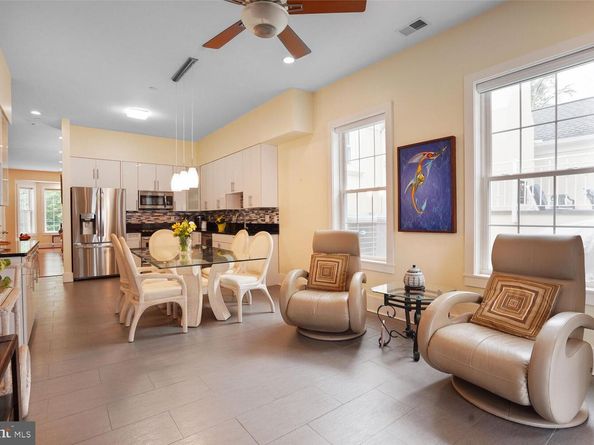 7201 Thomas Branch Drive, Bethesda MD 20817