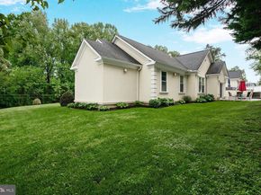 7201 Thomas Branch Drive, Bethesda MD 20817