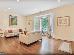 7201 Thomas Branch Drive, Bethesda MD 20817