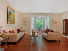 7201 Thomas Branch Drive, Bethesda MD 20817