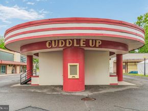 7201 Thomas Branch Drive, Bethesda MD 20817