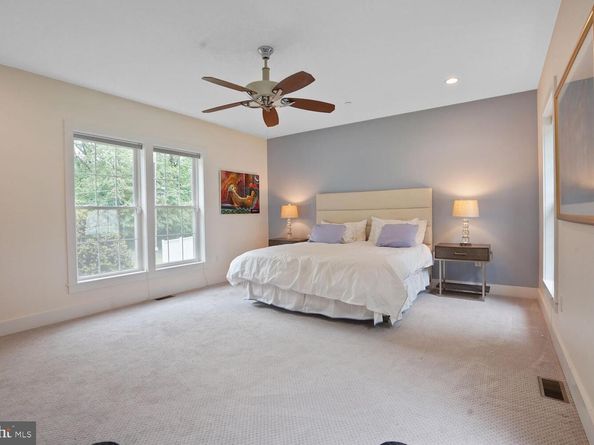 7201 Thomas Branch Drive, Bethesda MD 20817