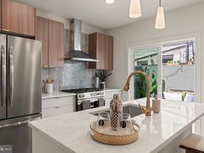 1031 Mercy Street, Philadelphia PA 19148