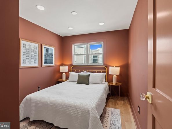 1031 Mercy Street, Philadelphia PA 19148
