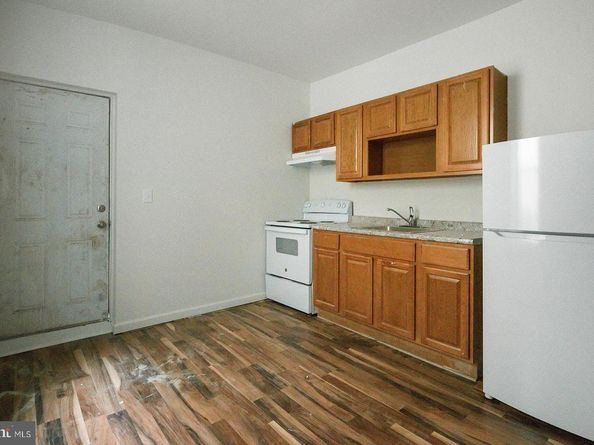 3923 Brown Street, Philadelphia PA 19104