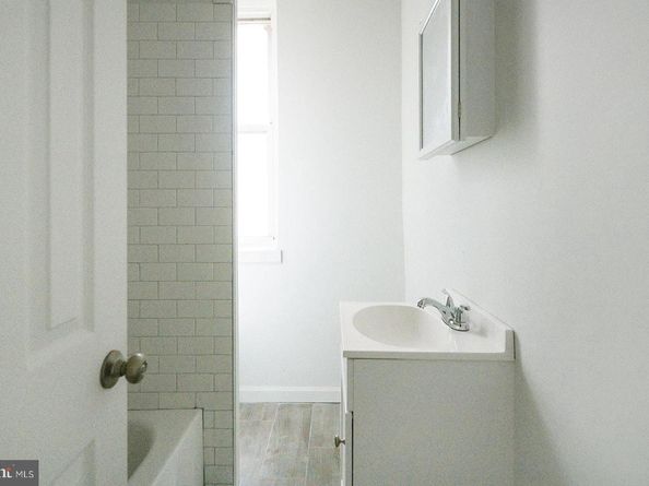 3923 Brown Street, Philadelphia PA 19104