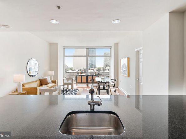 22 S Front Street 603, Philadelphia PA 19106