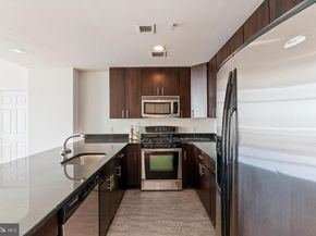 22 S Front Street 603, Philadelphia PA 19106