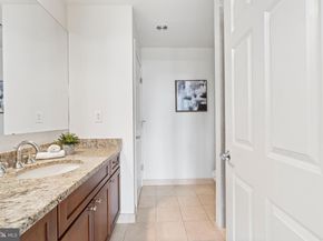 22 S Front Street 603, Philadelphia PA 19106