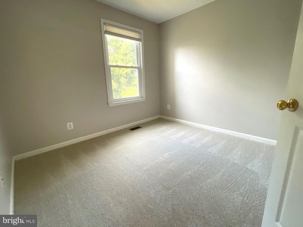 47616 Watkins Island Square, Sterling VA 20165