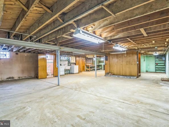 1718 Rhawn Street, Philadelphia PA 19111