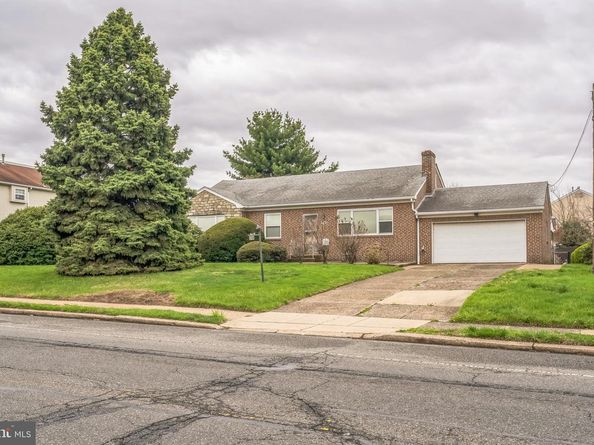1718 Rhawn Street, Philadelphia PA 19111