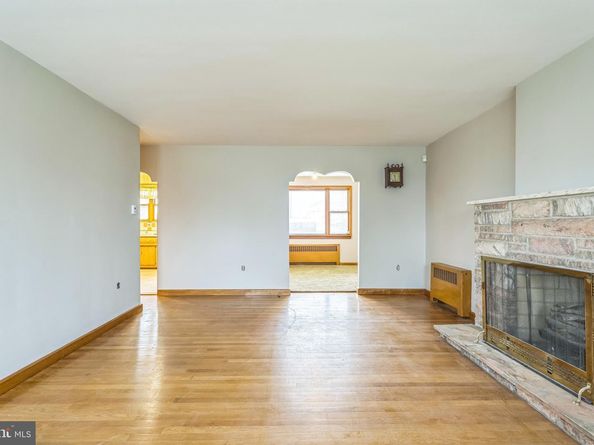 1718 Rhawn Street, Philadelphia PA 19111