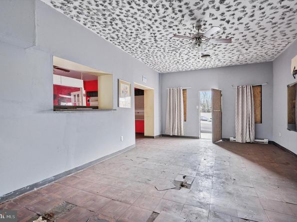 2205 Island Road, Philadelphia PA 19142