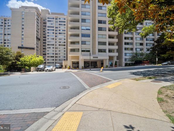 5500 Friendship Boulevard 1423N & 1424N, Chevy Chase MD 20815