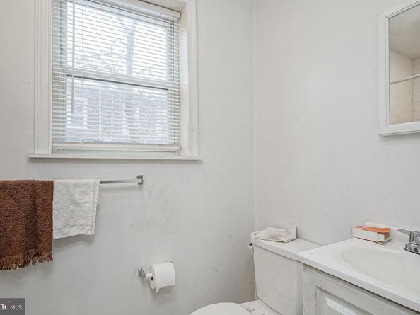 1905 S Ithan Street, Philadelphia PA 19143