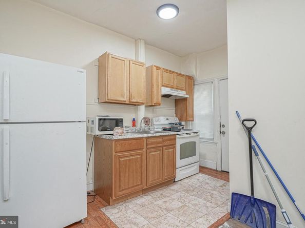 1905 S Ithan Street, Philadelphia PA 19143