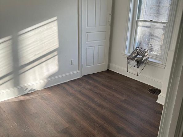 35 E High Street, Philadelphia PA 19144