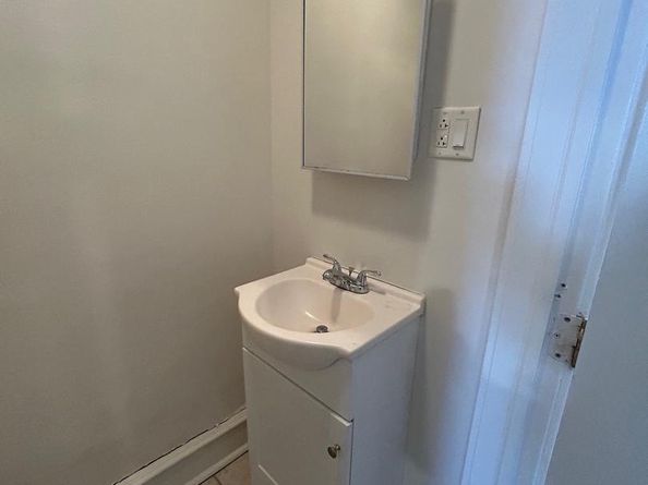 606 N 55TH Street, Philadelphia PA 19131