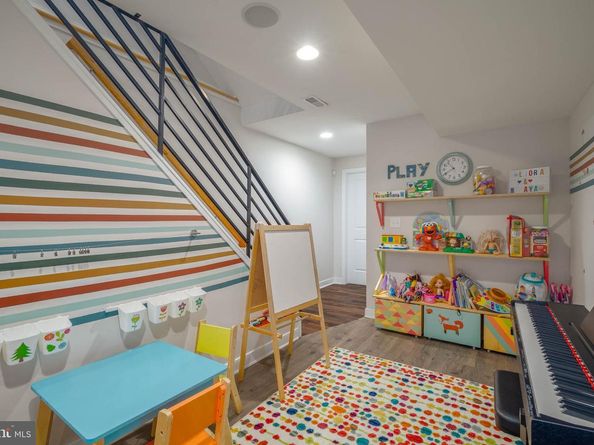2447 Montrose Street, Philadelphia PA 19146