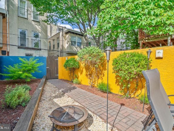 2447 Montrose Street, Philadelphia PA 19146
