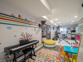 2447 Montrose Street, Philadelphia PA 19146