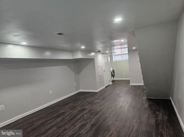 1555 S Hollywood Street, Philadelphia PA 19146