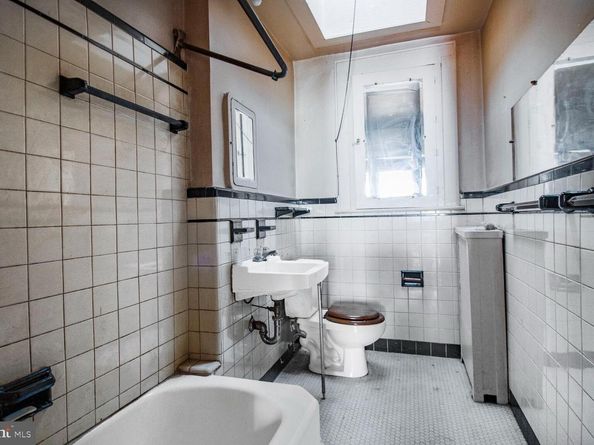 561 23rd Place NE, Washington DC 20002
