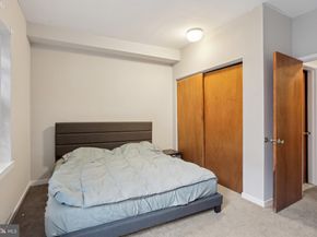 1017 Spruce Street D, Philadelphia PA 19107
