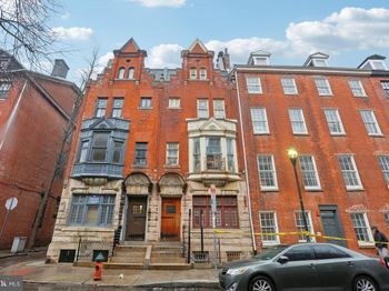 1017 Spruce Street