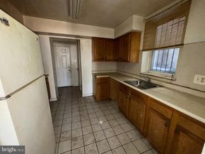 2710 N 19TH Street, Philadelphia PA 19132