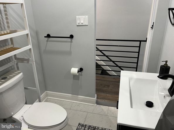 5553 Larchwood Avenue, Philadelphia PA 19143