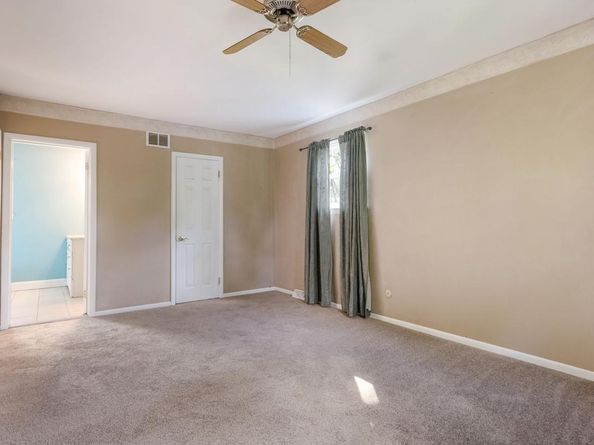 448 W Bristol Road, Southampton PA 18966