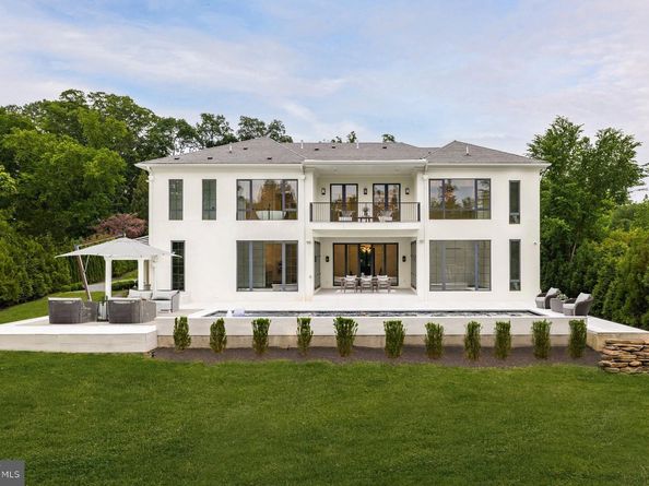 1102 Chain Bridge Road, Mclean VA 22101
