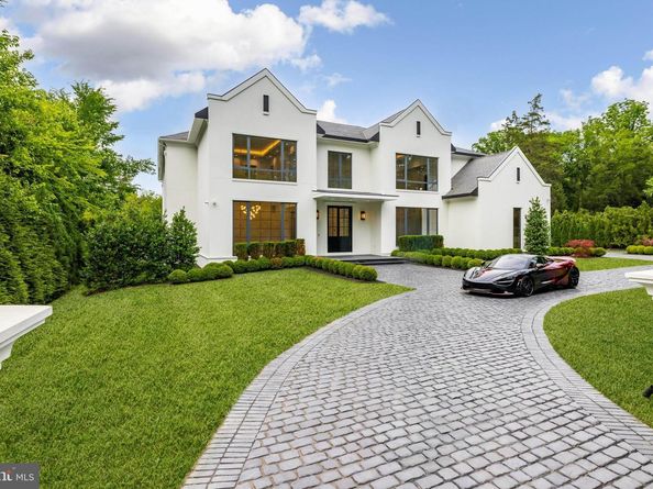 1102 Chain Bridge Road, Mclean VA 22101